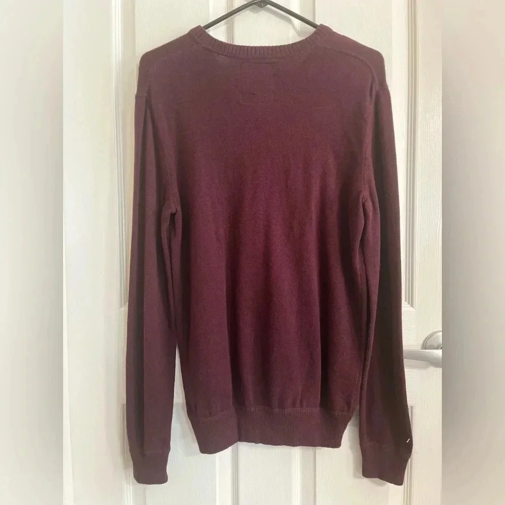 American Eagle V‎ Neck Long Sleeves Sweater Small/Petite